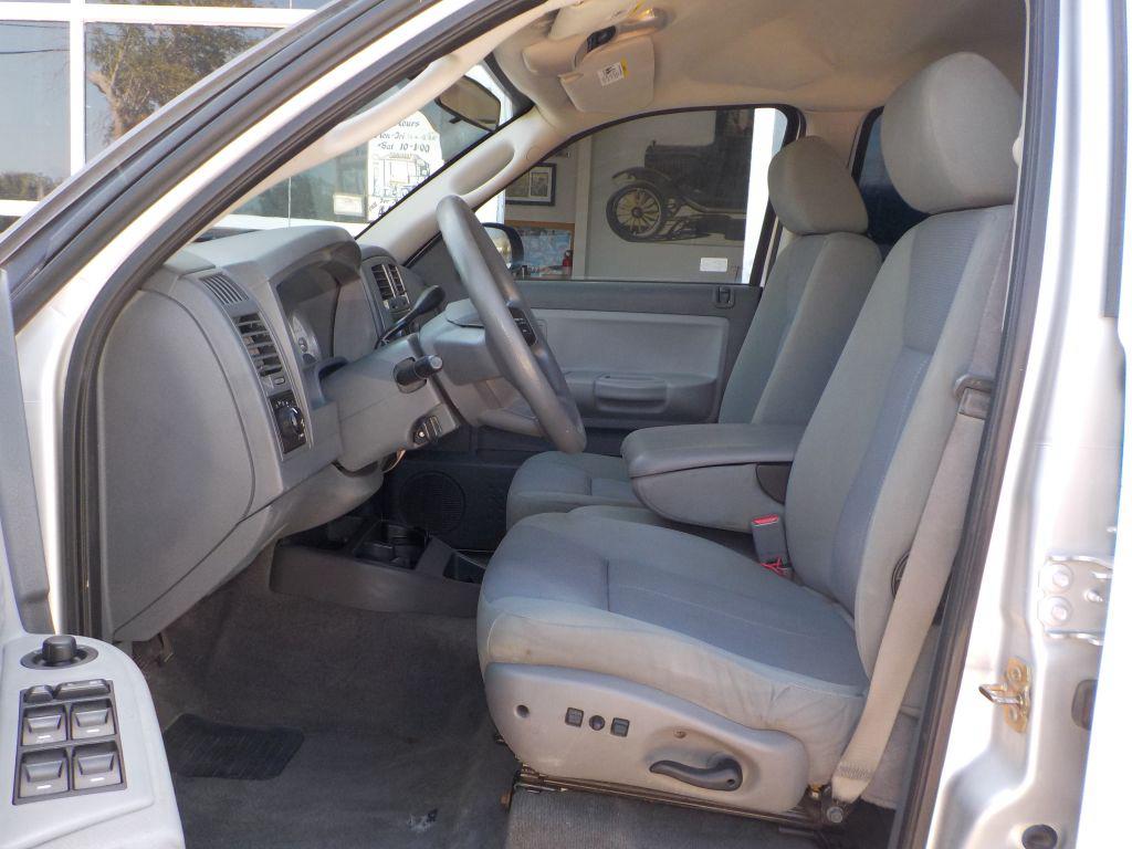 2006 Dodge Dakota SLT photo