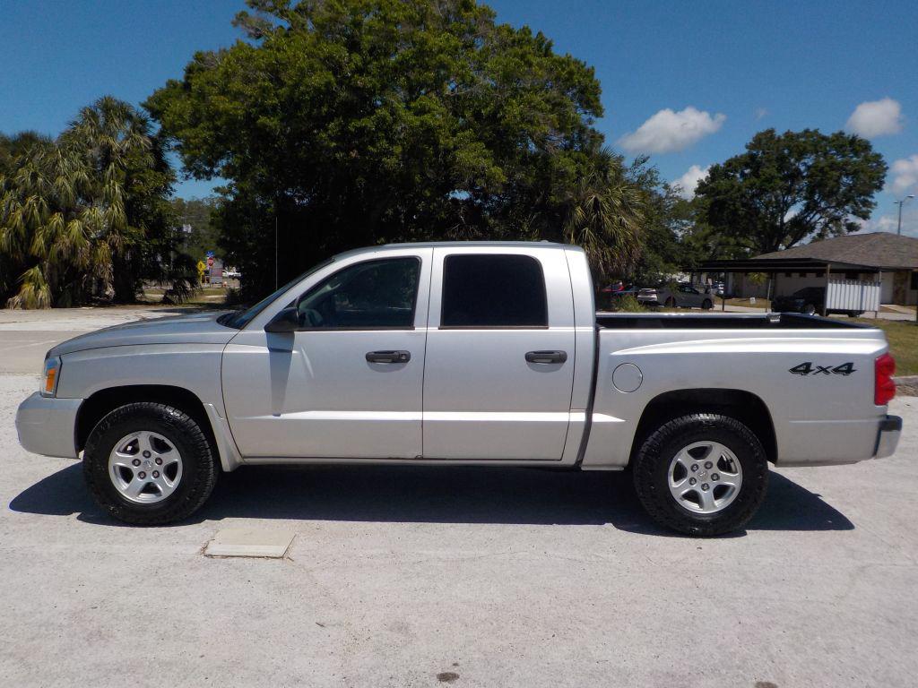 2006 Dodge Dakota SLT photo