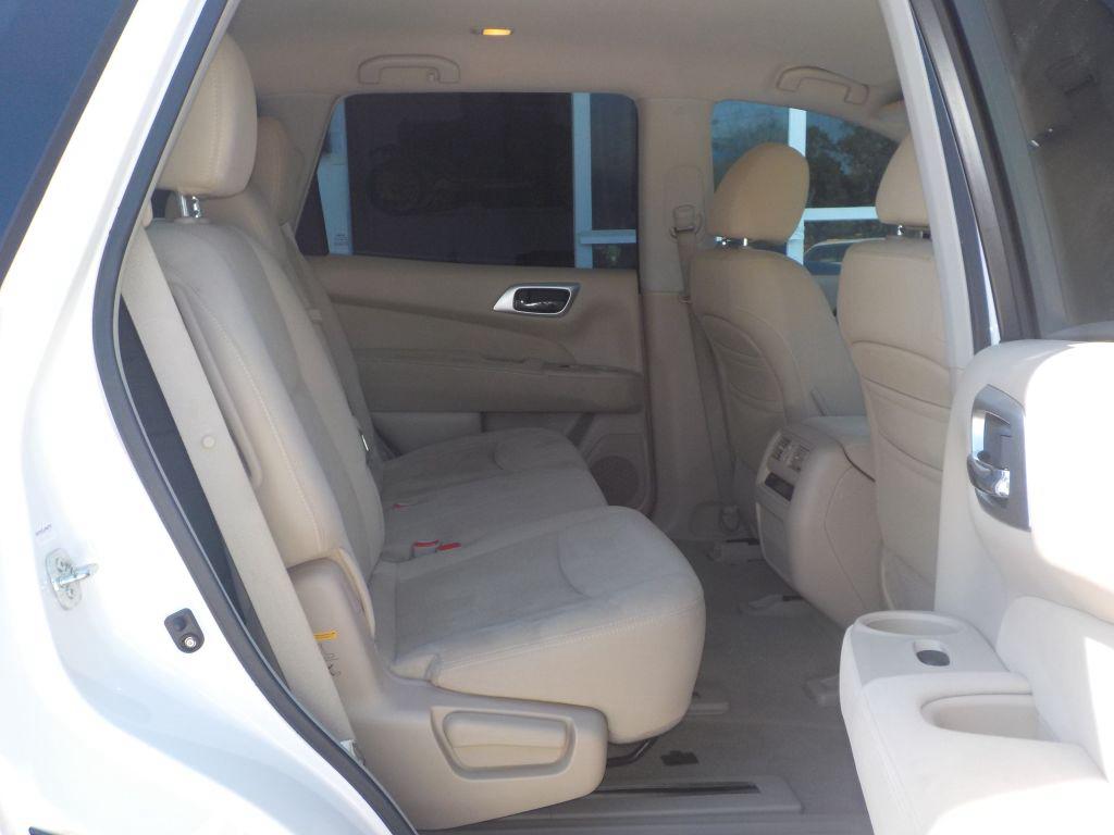 2013 Nissan Pathfinder - $7,995