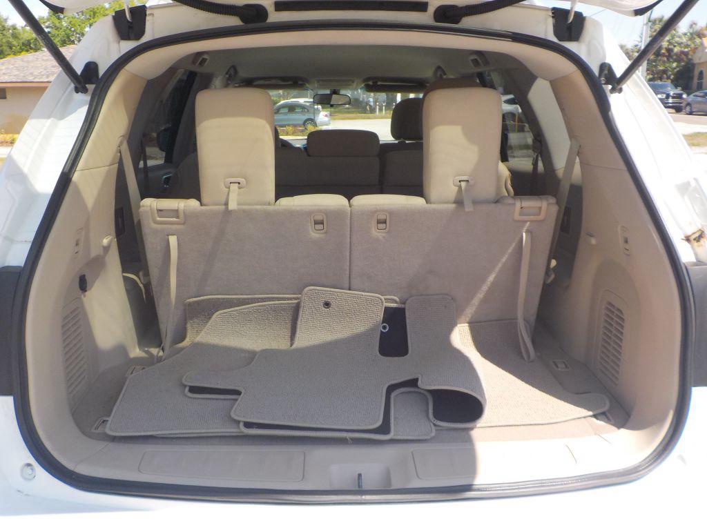 2013 Nissan Pathfinder - $7,995