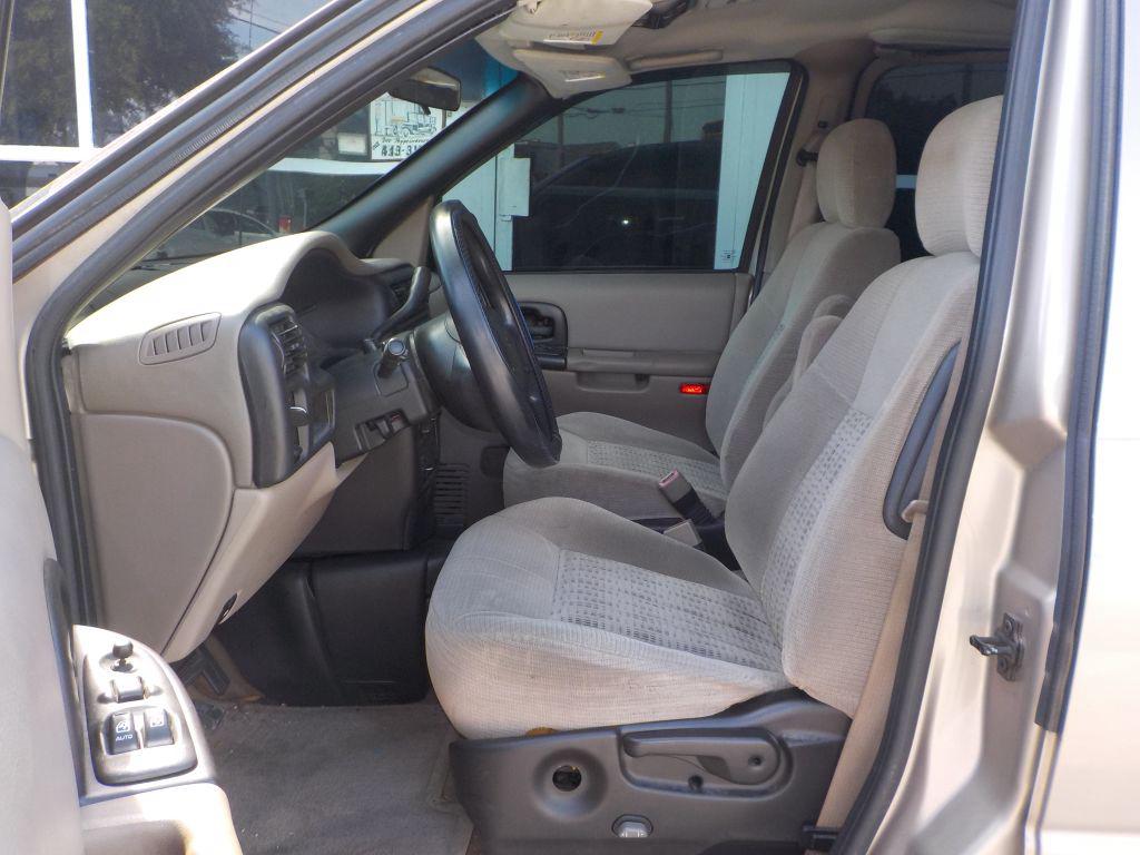 2003 Chevrolet Venture - $3,995