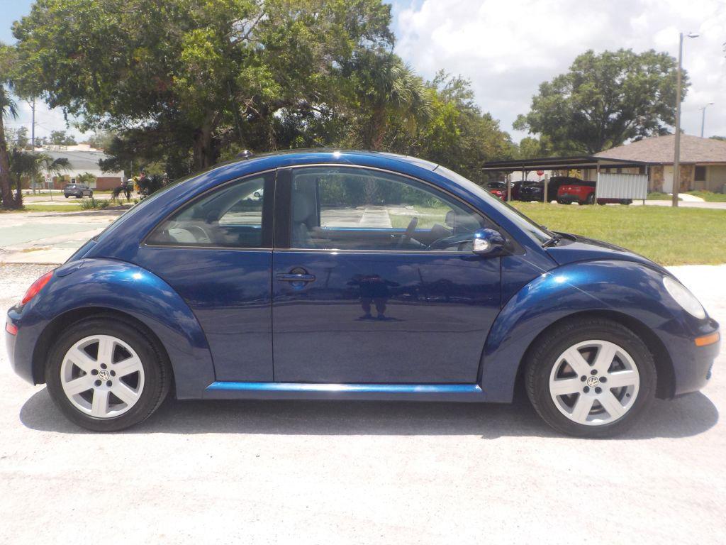 2007 Volkswagen Beetle - $5,495