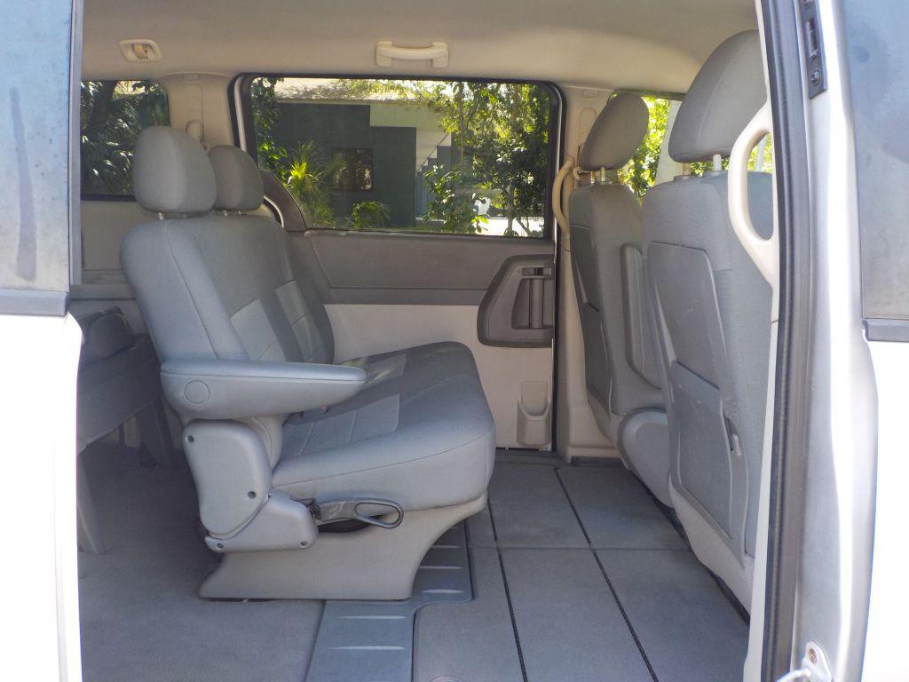 2008 Dodge Caravan/grand Caravan - $4,995