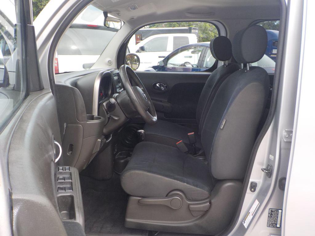 2010 Nissan cube - $6,495