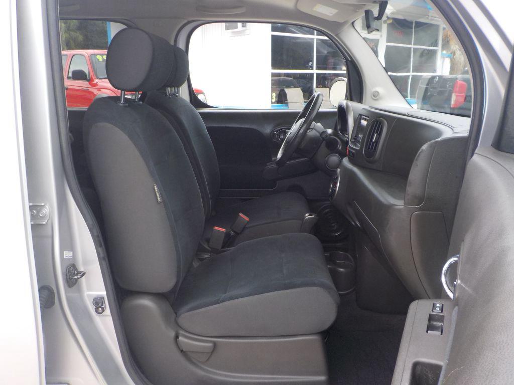 2010 Nissan cube - $6,495