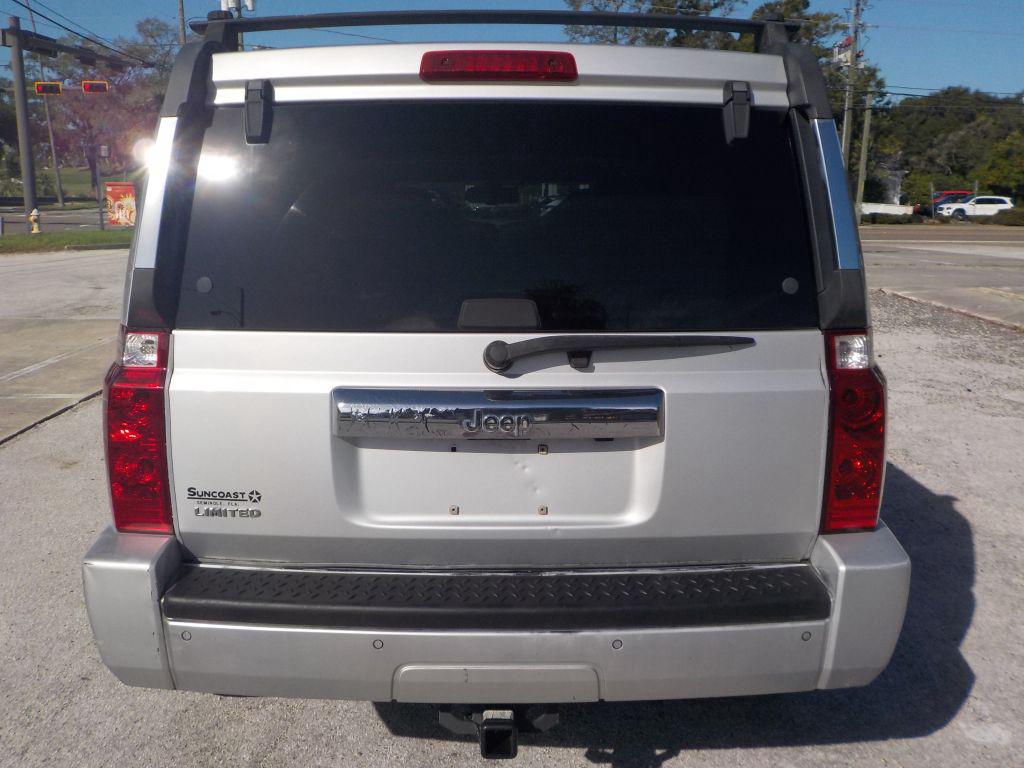 2006 Jeep Commander - $5,995