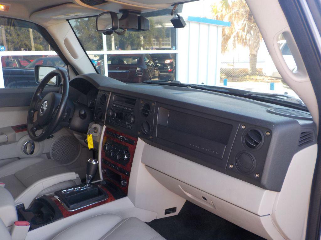 2006 Jeep Commander - $5,995