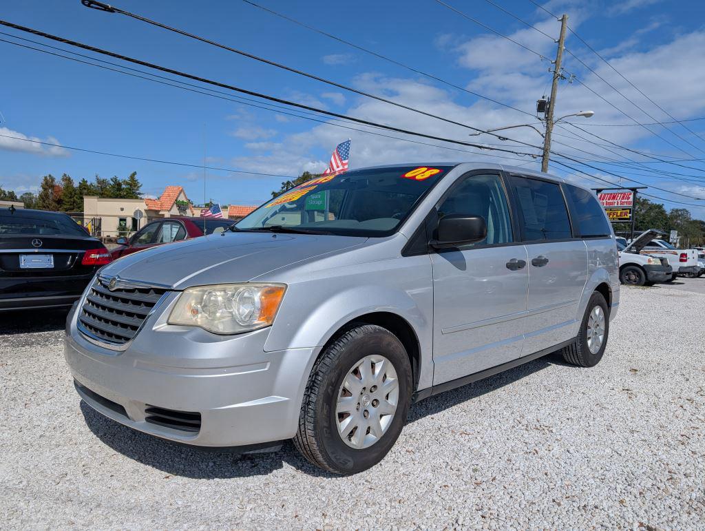 2008 Chrysler Town & Country LX photo