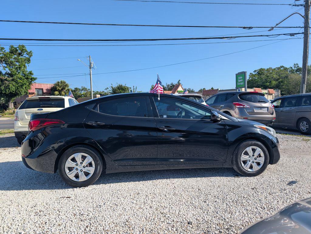 2016 Hyundai Elantra Limited photo