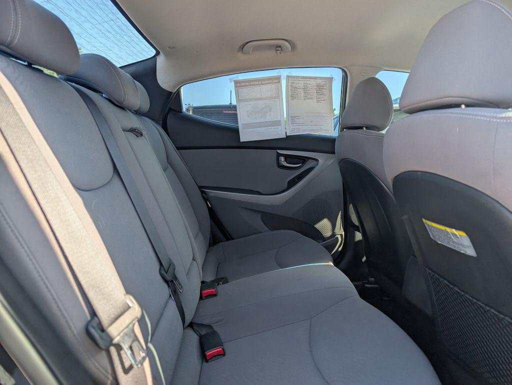 2016 Hyundai Elantra Limited photo