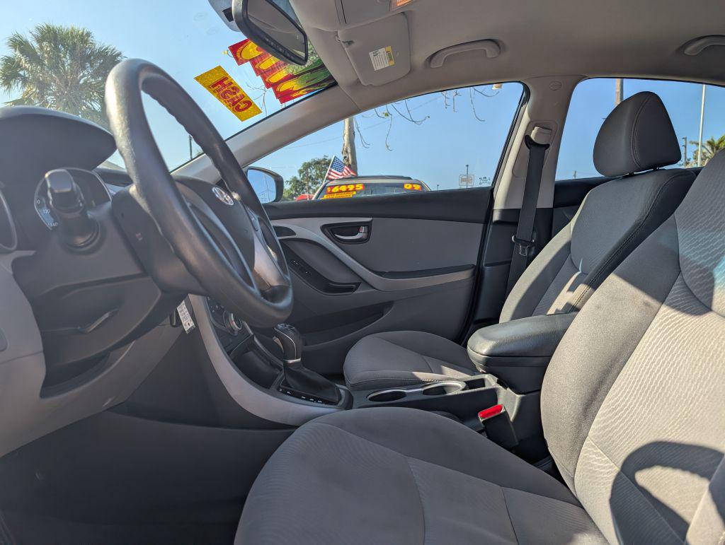 2016 Hyundai Elantra Limited photo