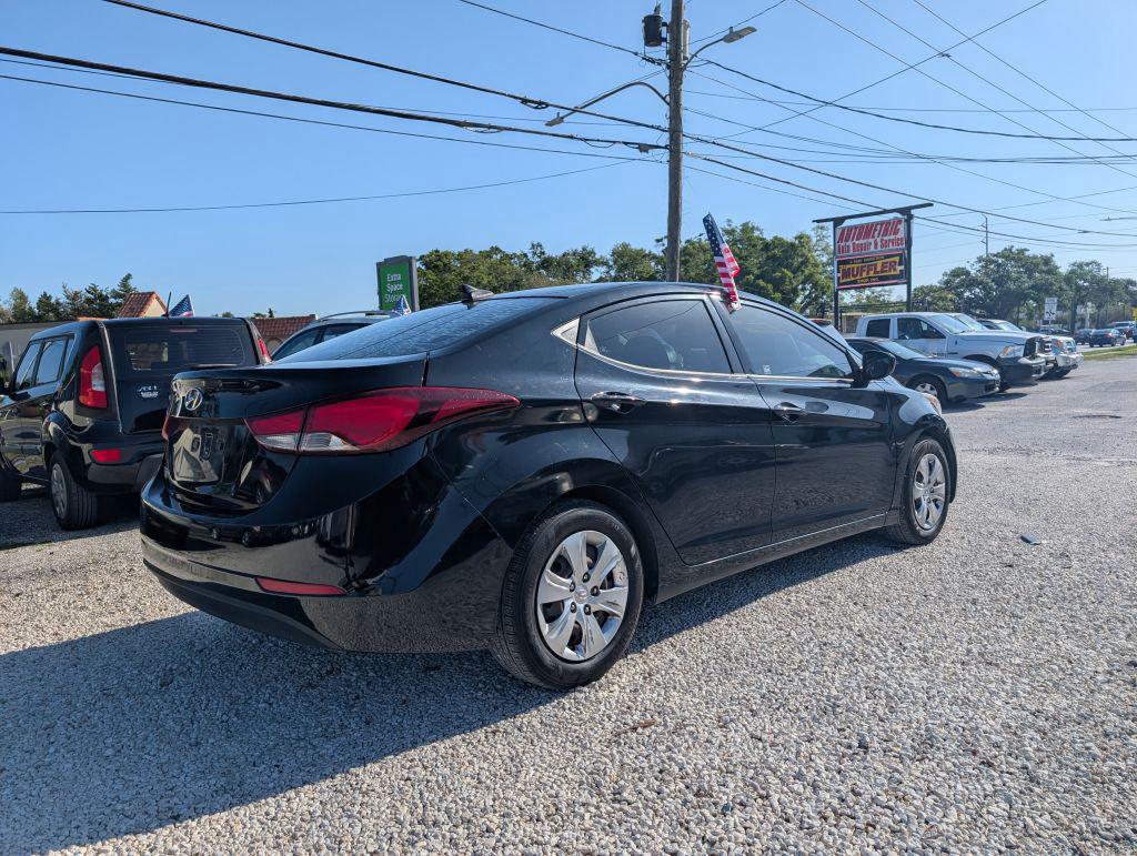 2016 Hyundai Elantra Limited photo