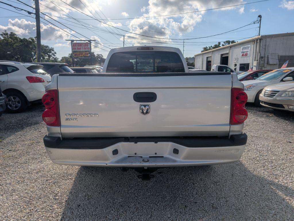 2007 Dodge Dakota SLT photo