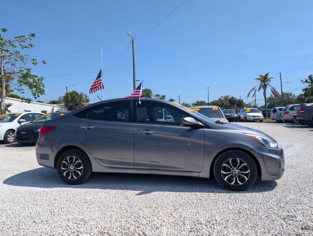 2015 Hyundai Accent GLS photo
