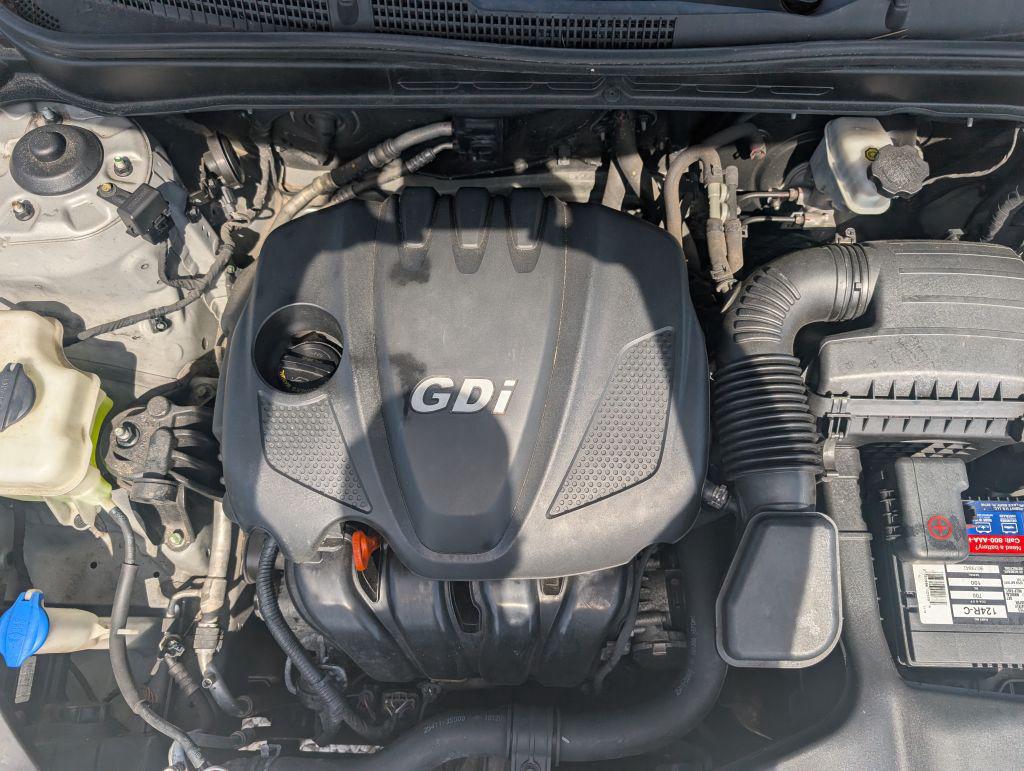 2011 Hyundai Sonata GLS photo