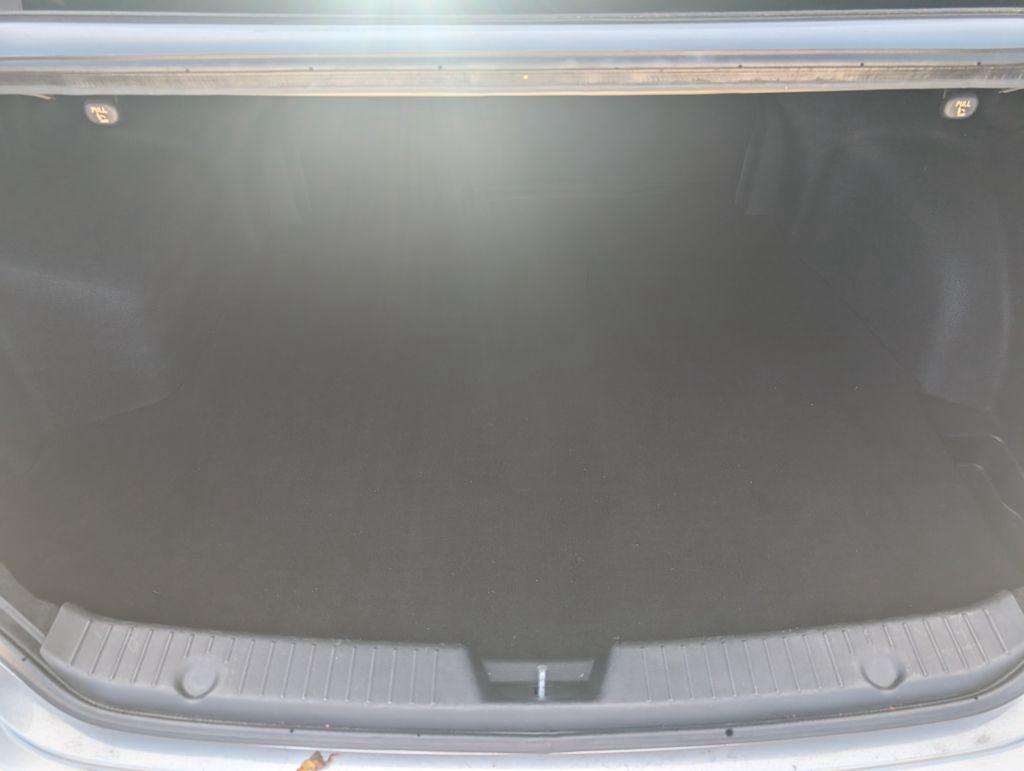 2011 Hyundai Sonata GLS photo