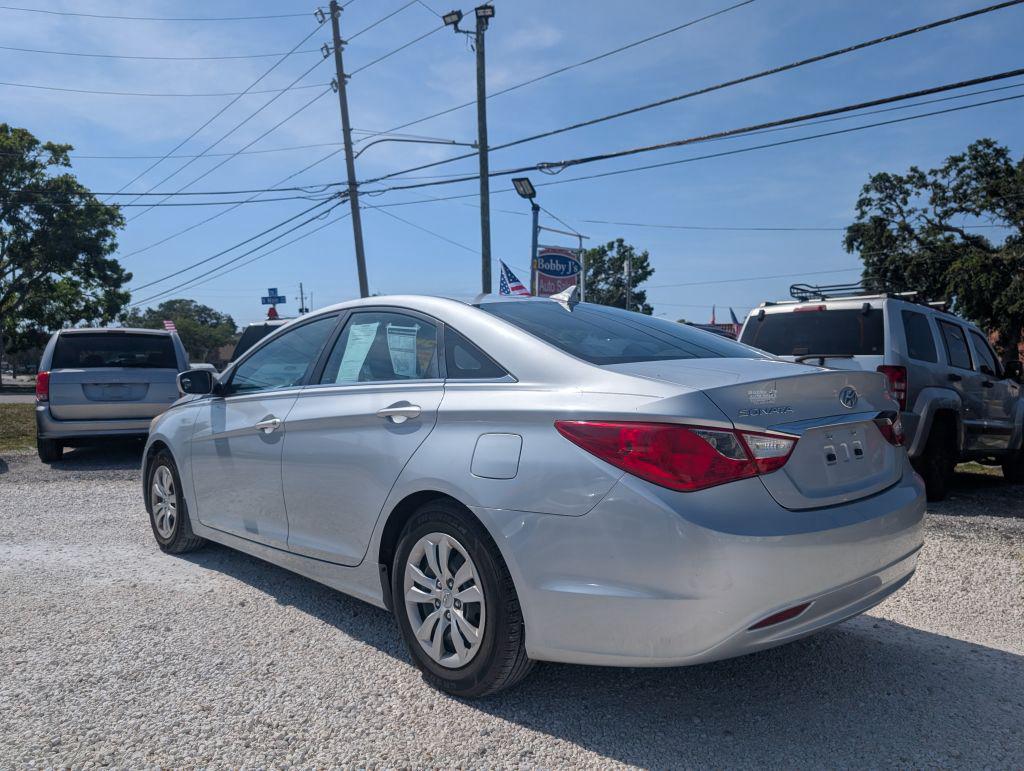2011 Hyundai Sonata GLS photo