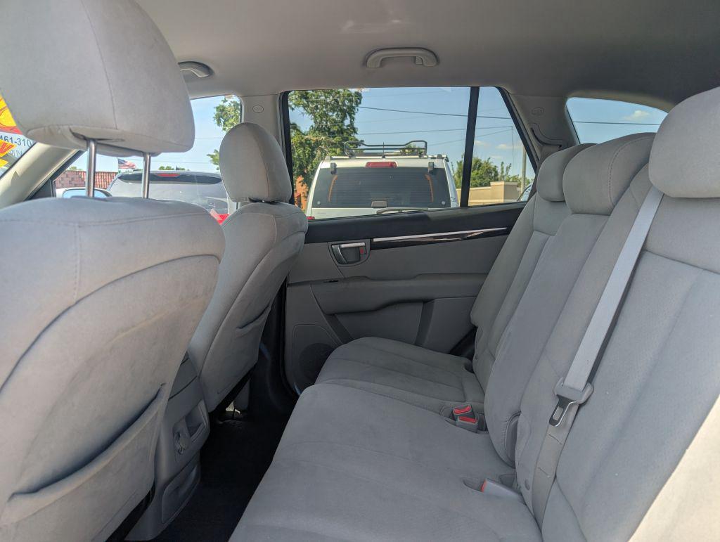 2009 Hyundai Santa Fe SE photo