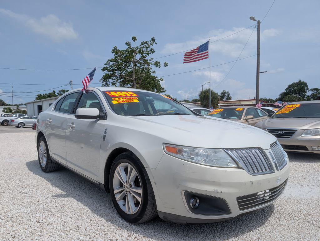 2009 Lincoln MKS photo