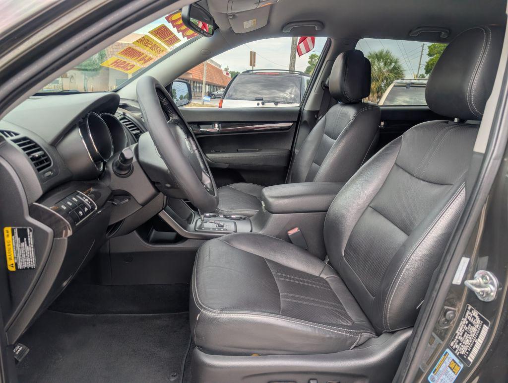 2012 Kia Sorento - $5,995