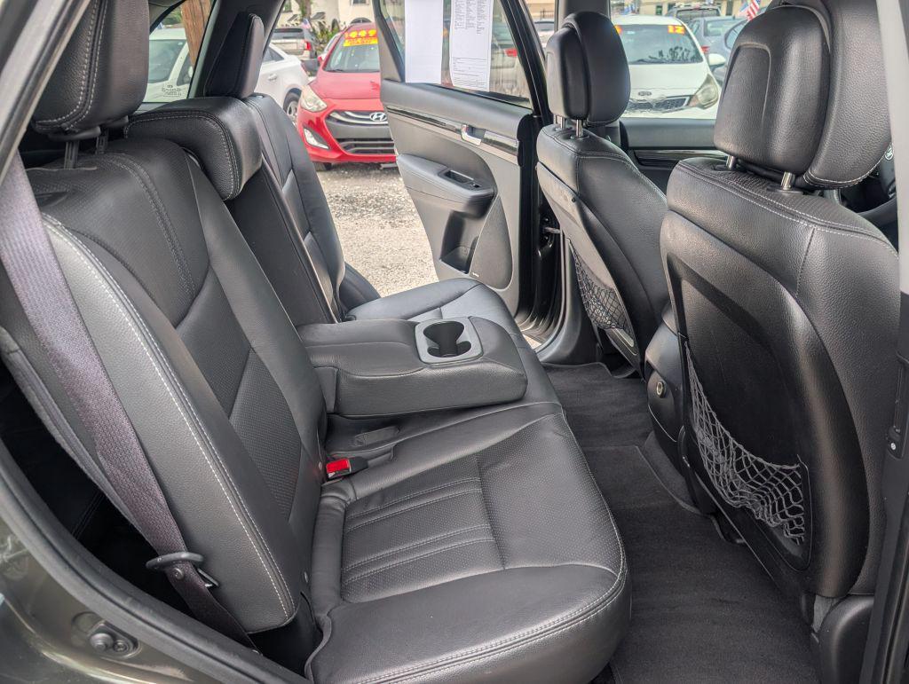2012 Kia Sorento - $5,995