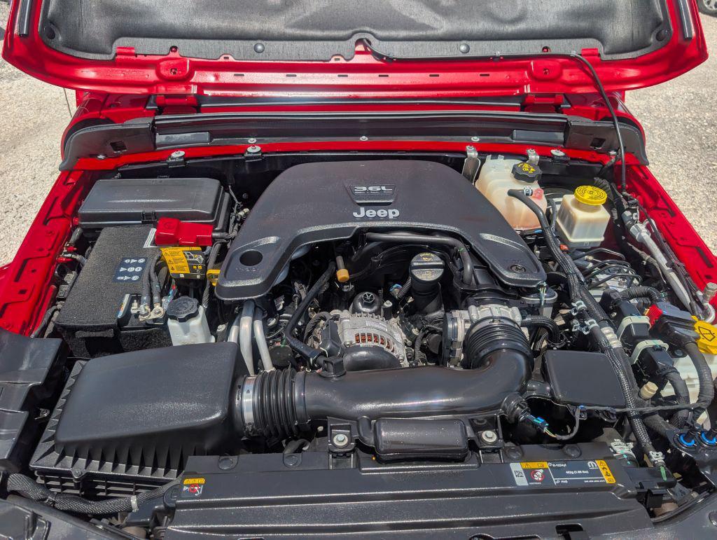 2021 Jeep Gladiator - $26,995