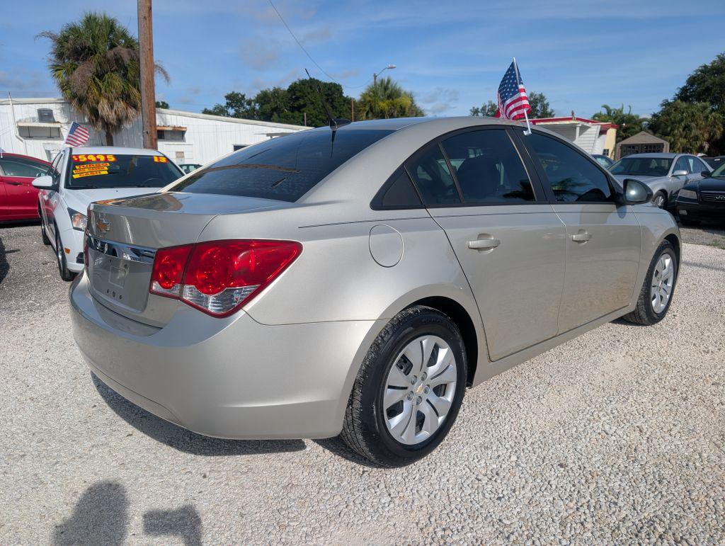 2014 Chevrolet Cruze - $4,495