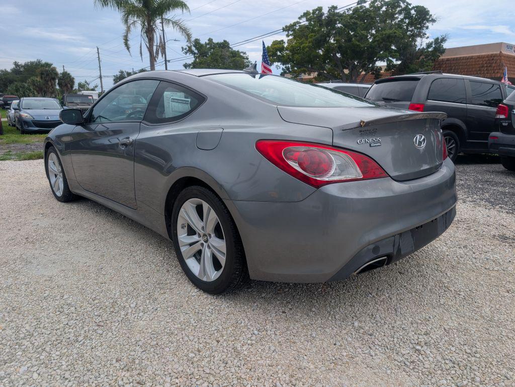2011 Hyundai Genesis - $5,495