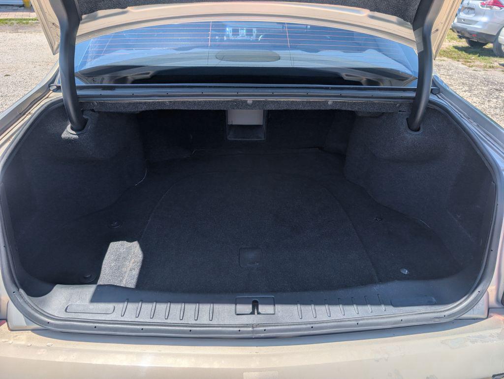 2009 Cadillac DTS - $3,495