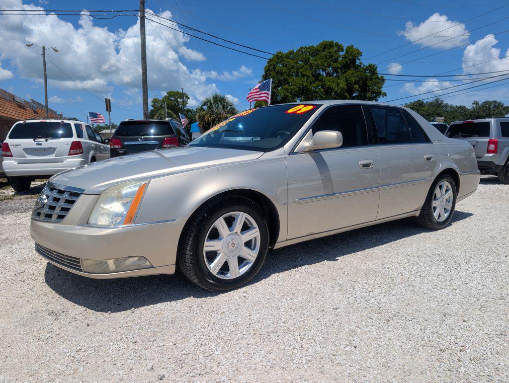 2009 Cadillac DTS - $3,495