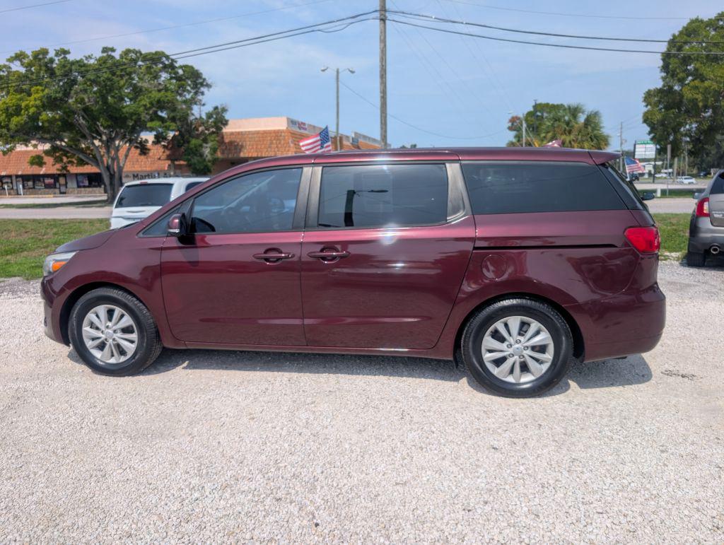 2017 Kia Sedona - $6,495