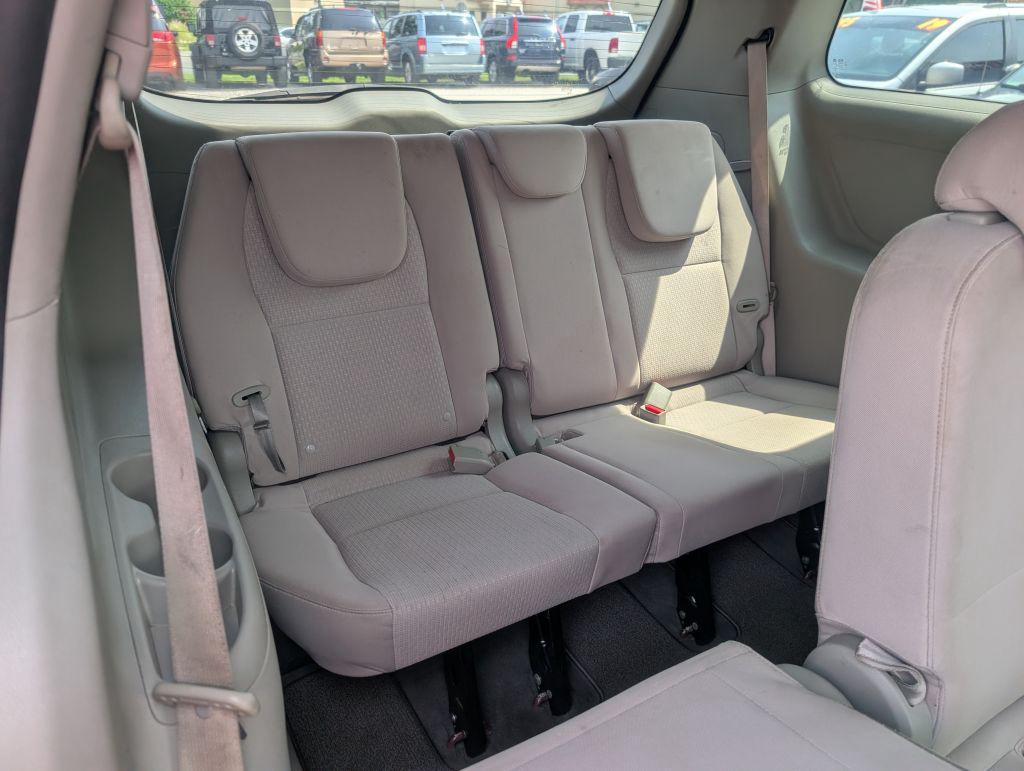 2017 Kia Sedona - $6,495