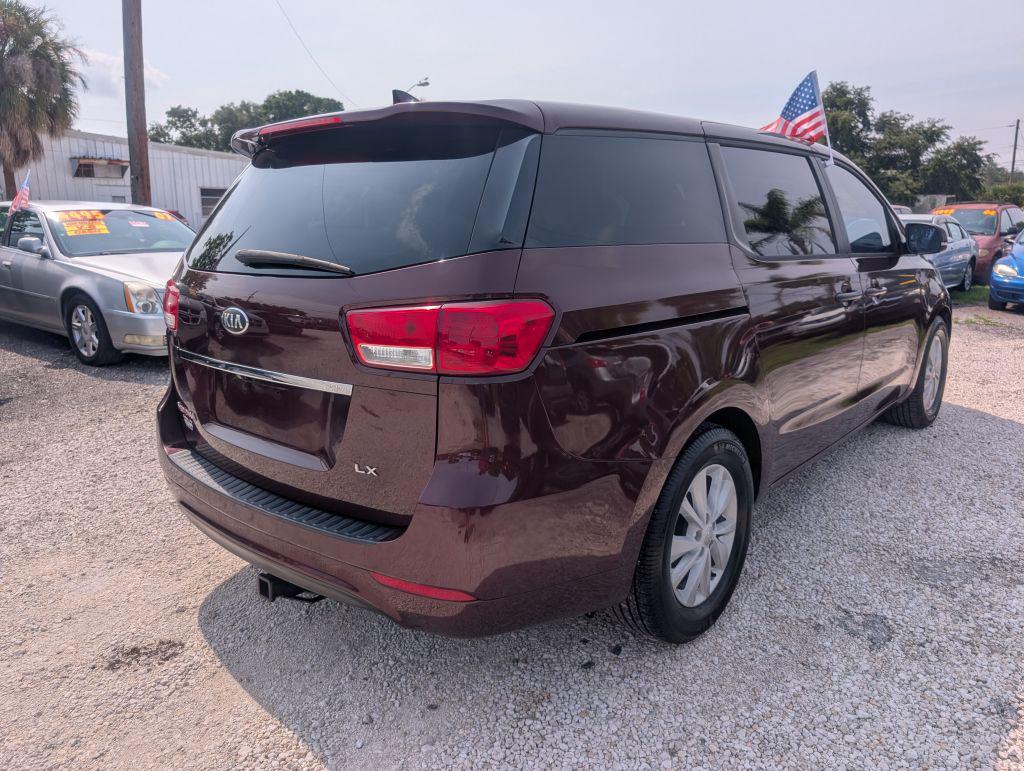 2017 Kia Sedona - $6,495