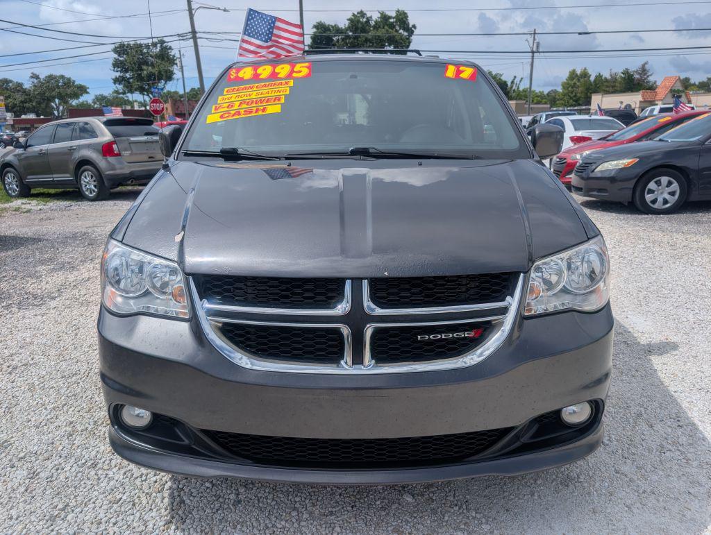 2017 Dodge Grand Caravan - $4,995