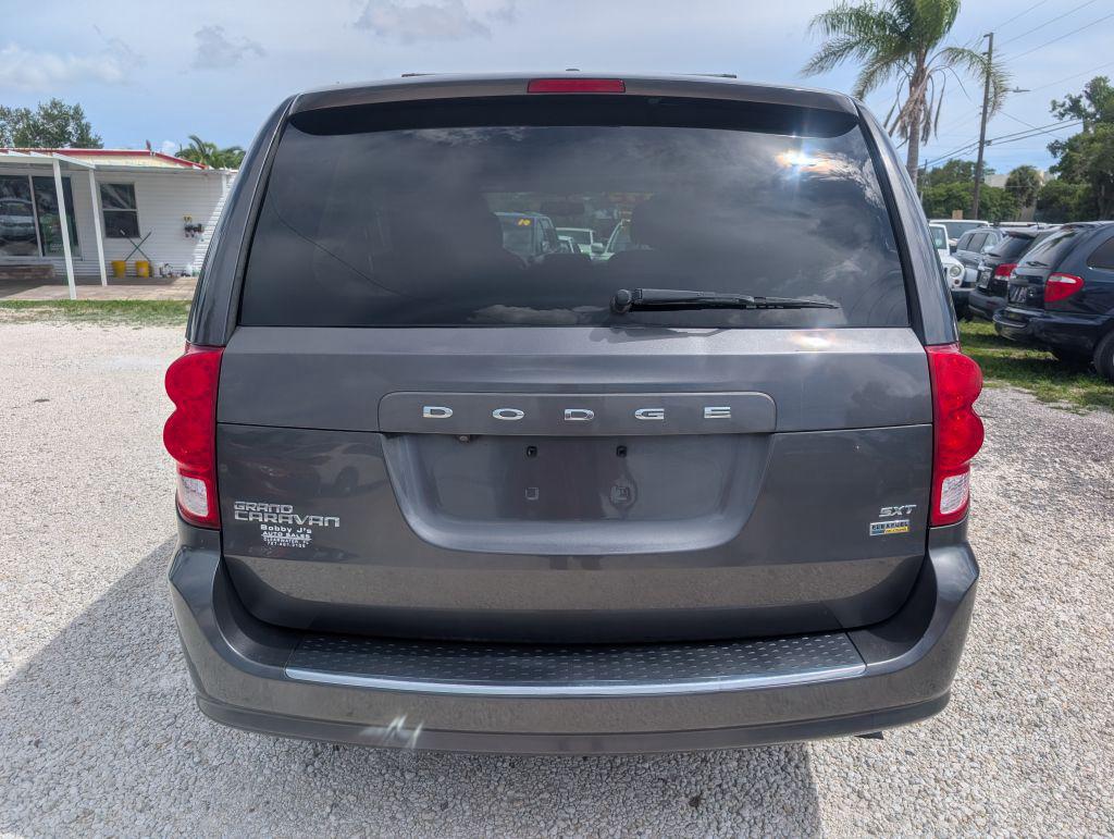 2017 Dodge Grand Caravan - $4,995