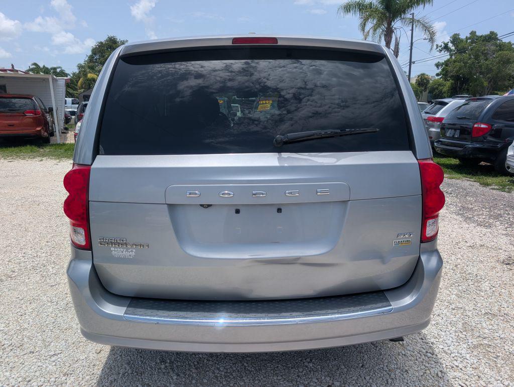2019 Dodge Grand Caravan - $4,995
