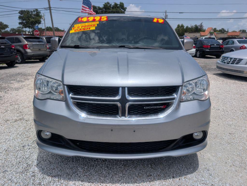 2019 Dodge Grand Caravan - $4,995