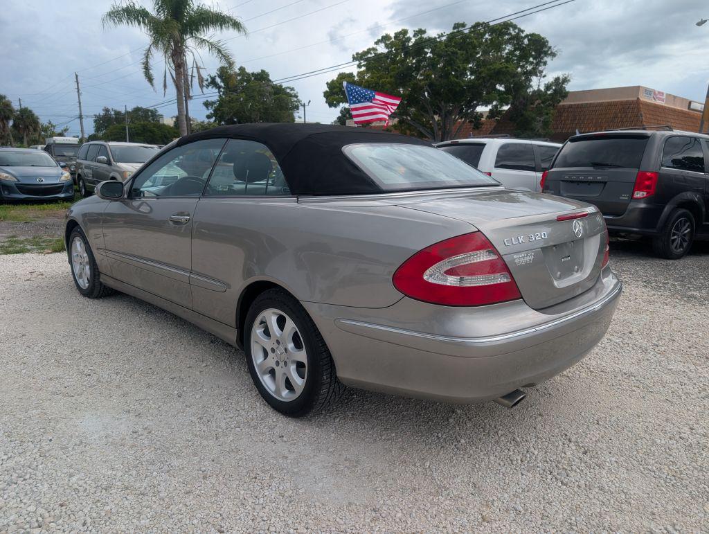 2004 Mercedes-Benz CLK-Class - $4,995