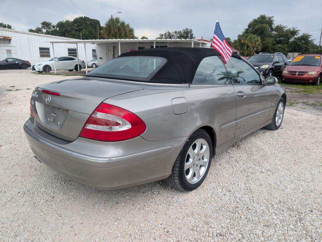 2004 Mercedes-Benz CLK-Class - $4,995