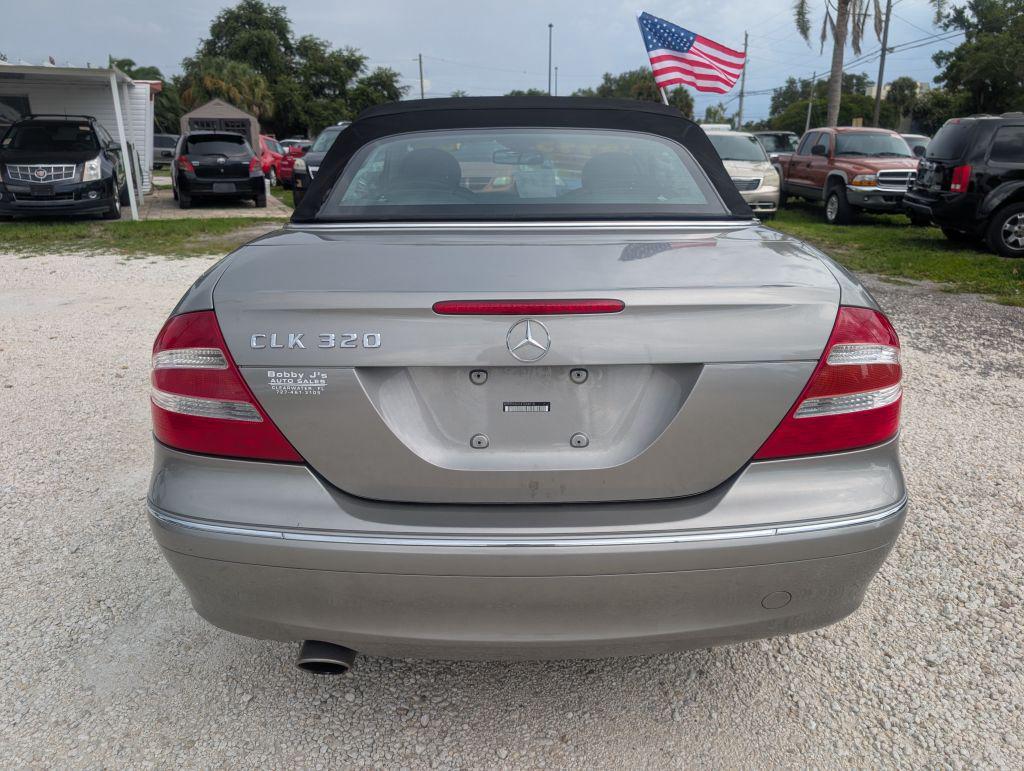 2004 Mercedes-Benz CLK-Class - $4,995