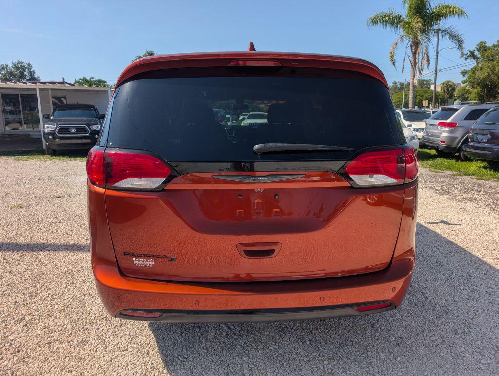 2018 Chrysler Pacifica - $8,995