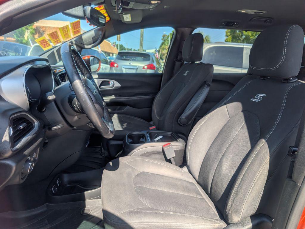 2018 Chrysler Pacifica - $8,995