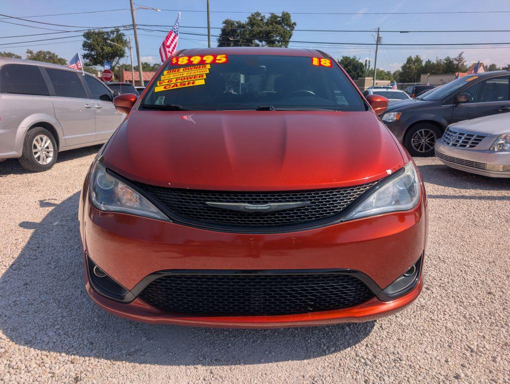 2018 Chrysler Pacifica - $8,995