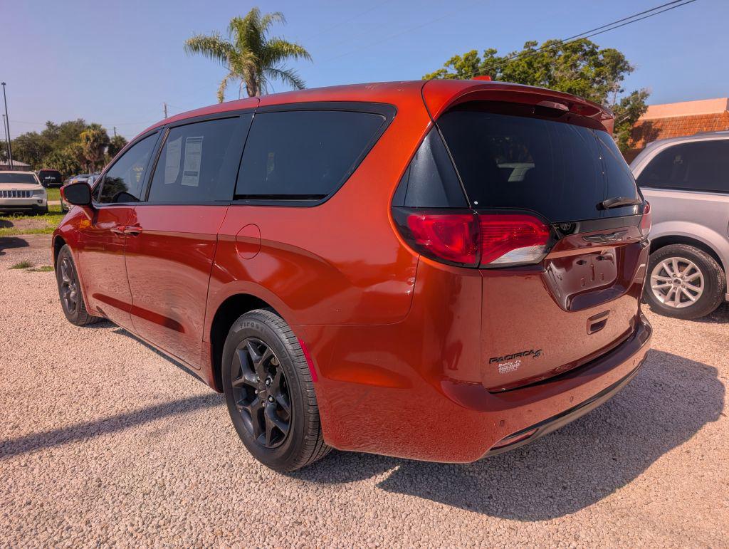 2018 Chrysler Pacifica - $8,995