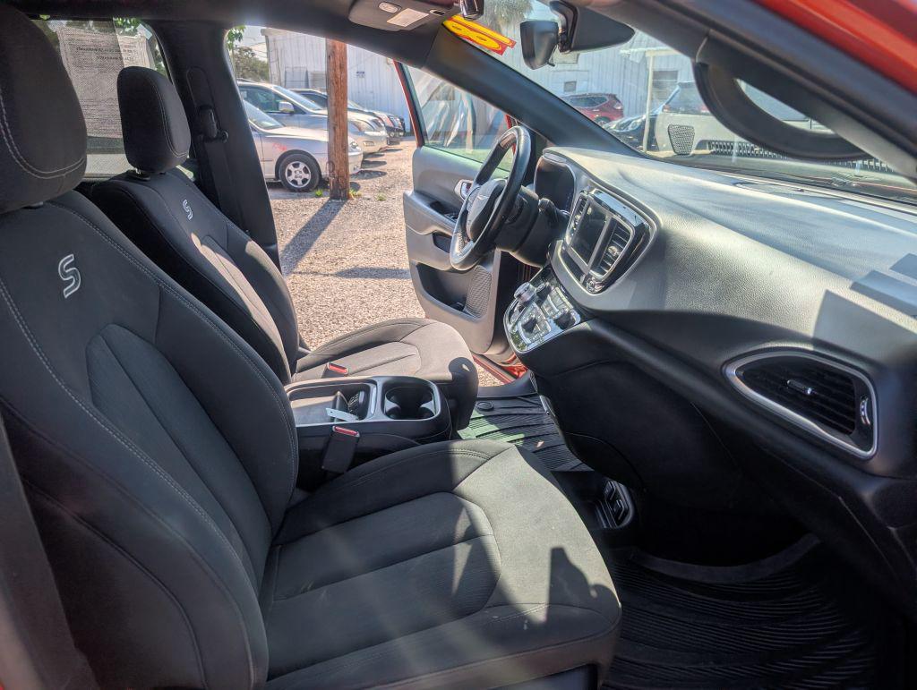 2018 Chrysler Pacifica - $8,995
