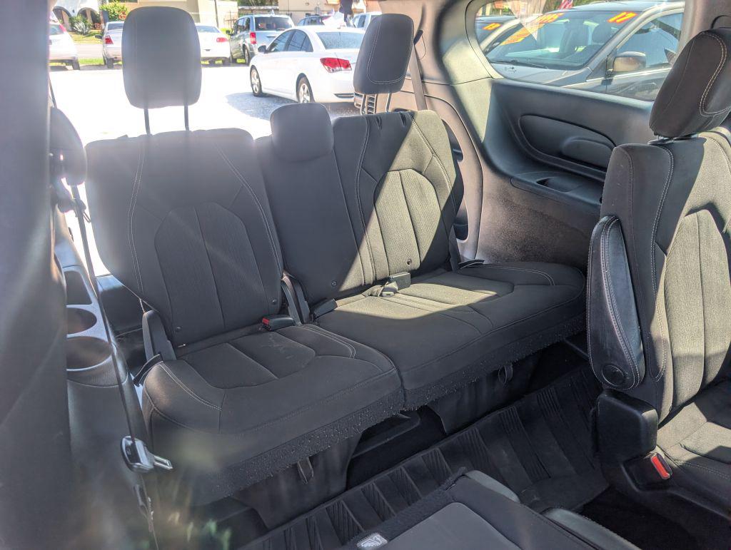2018 Chrysler Pacifica - $8,995
