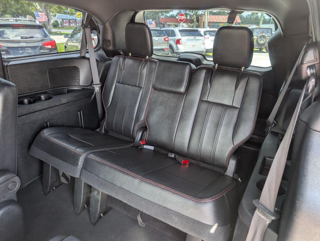 2016 Dodge Grand Caravan - $4,995