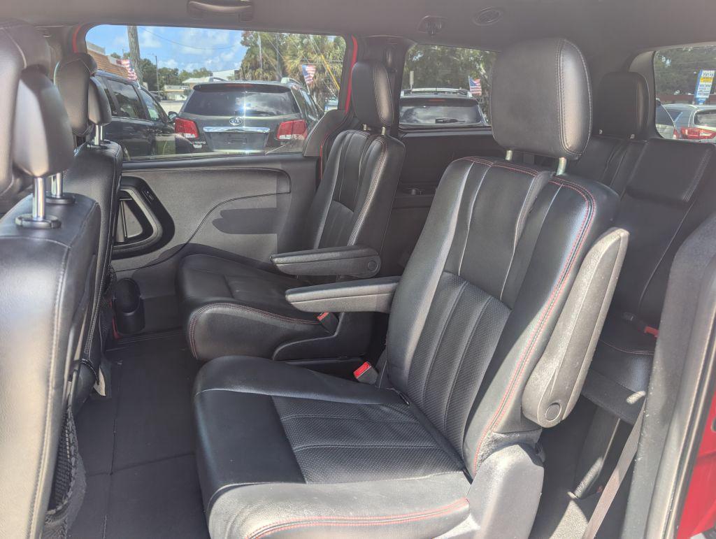 2016 Dodge Grand Caravan - $4,995