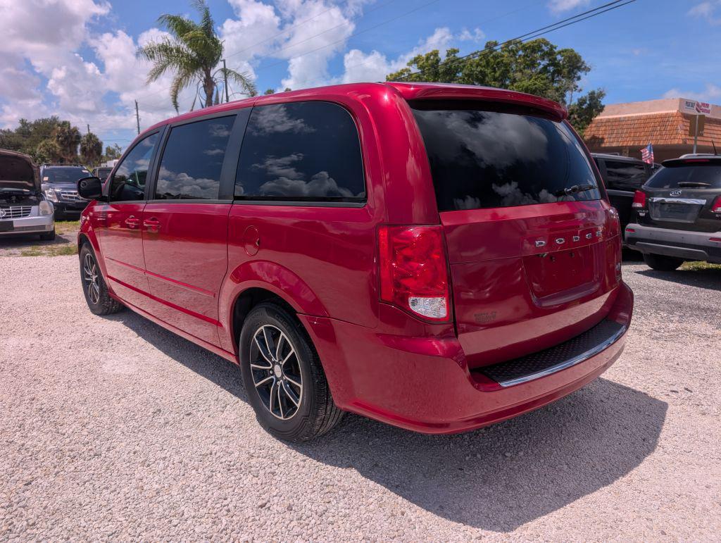 2016 Dodge Grand Caravan - $4,995