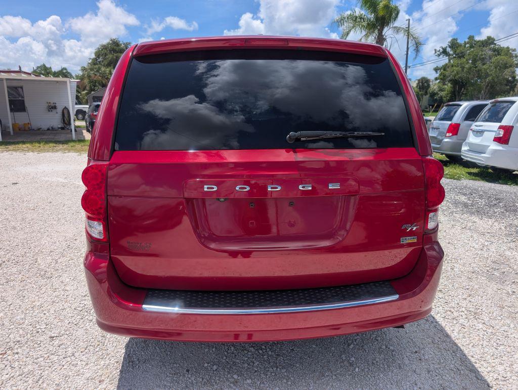 2016 Dodge Grand Caravan - $4,995
